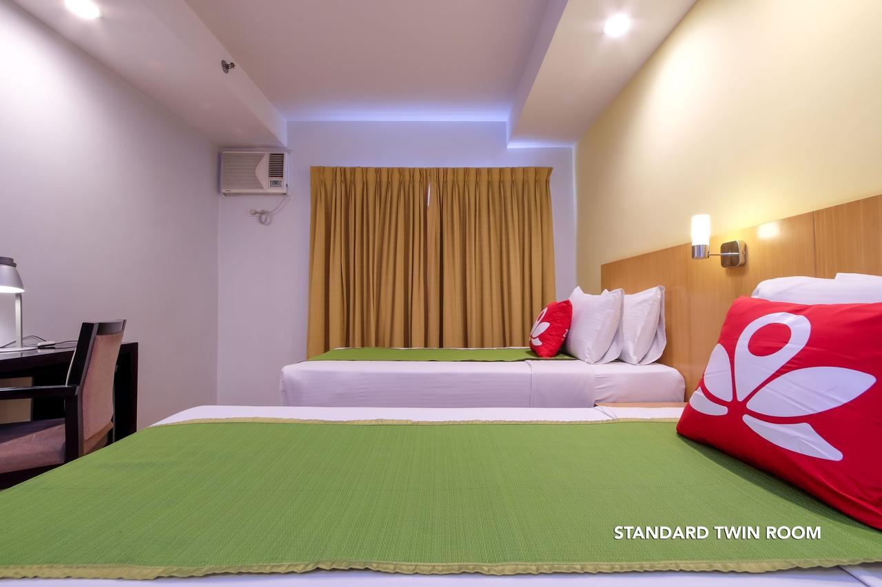 Zen Rooms Bangkal Makati Макати Экстерьер фото